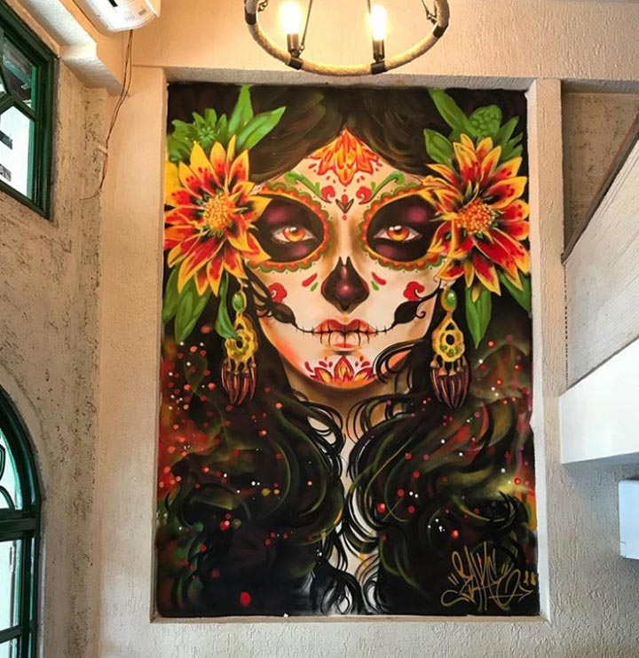 sammysosa-restaurant-graffiti-sugar-skulls-osiwara-mumbai-zake